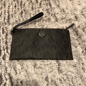Michael Kors Wrislet